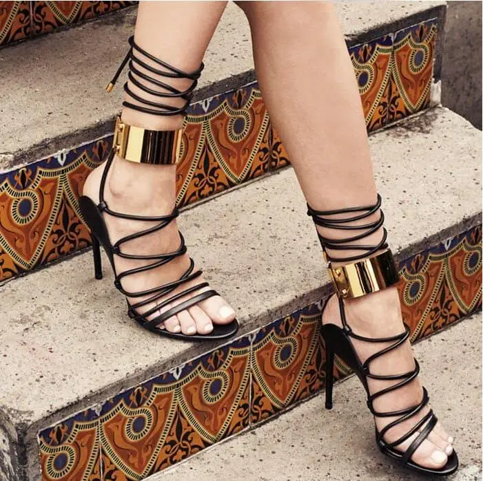 

Женские сандалии на высоком каблуке, с открытым носком и перекрестной шнуровкой