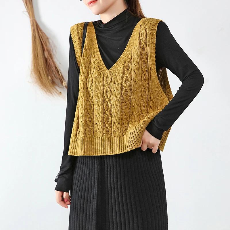 

Short Empired Knitted Cotton Women Sweater Vest Solid Loose V-Neck Female Pulls Tops Outwear