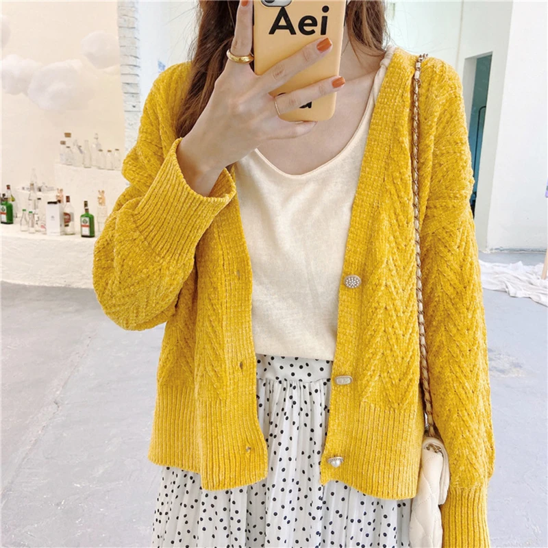 

Women's V-neck Knit Cardigan Women's Short Coat Autumn And Winter 2020 New Loose And Long-sleeved Top Women