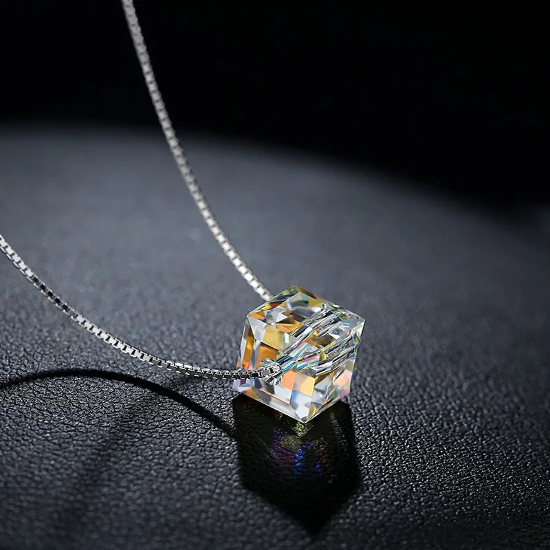 Женское Ожерелье с квадратным кристаллом корейский кулон на цепочке до ключицы