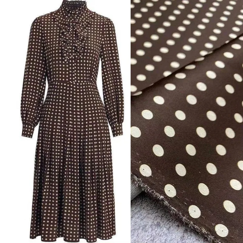 

C бренд натуральный шелк тутового шелкопряда тянущаяся ткань с коричневым низом белая ткань в горошек 21 мм Рубашка Платье Пижама ткань сдел...