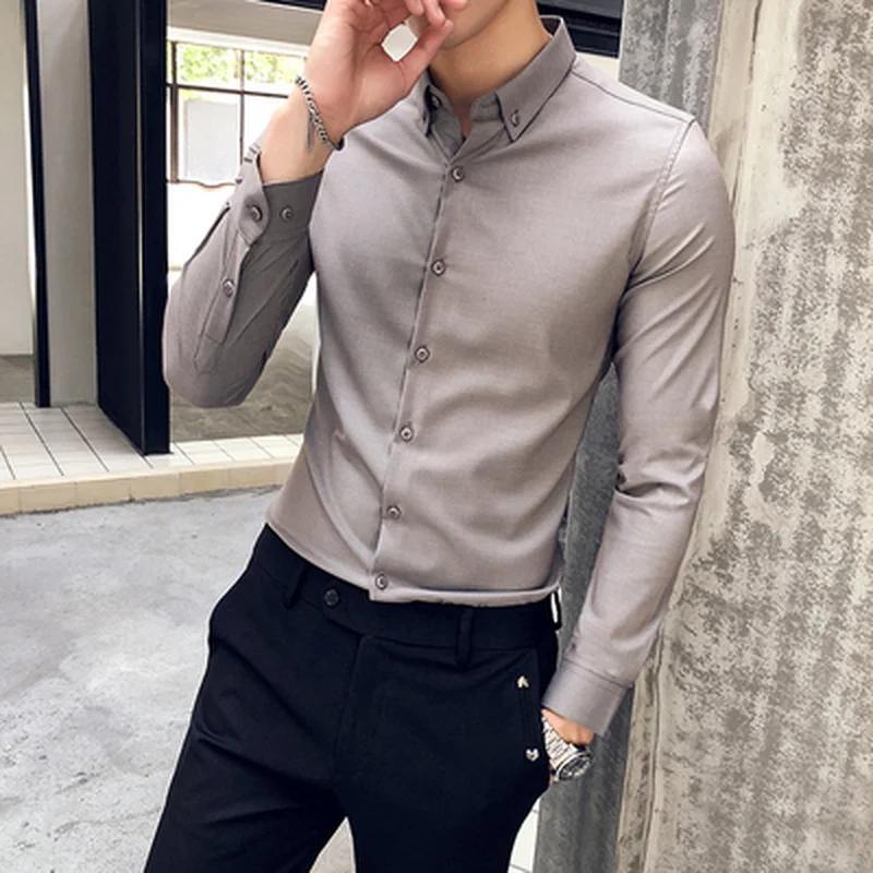 Мужская рубашка с длинным рукавом однотонная деловая приталенная без складок в