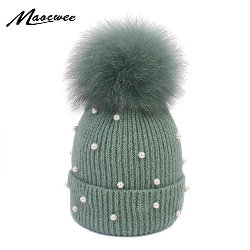 Натуральная шапка из меха лисы с помпоном перламутровая для женщин Зимняя