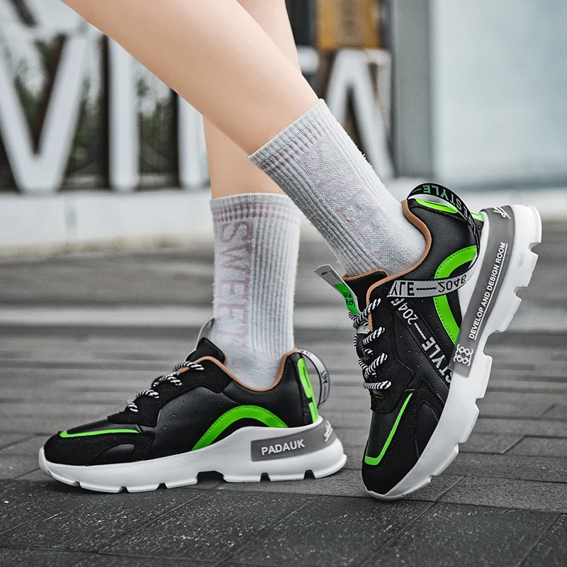 

Couple Running Shoes Fashion Breathable Outdoor Male Sports Shoes Lightweight Sneakers Women Comfortable Athletic Footwear