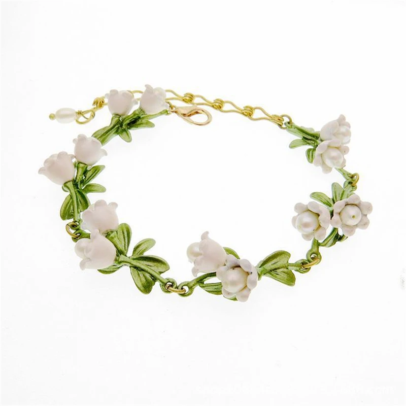 Браслет женский с натуральным жемчугом и листьями лилии | Украшения аксессуары