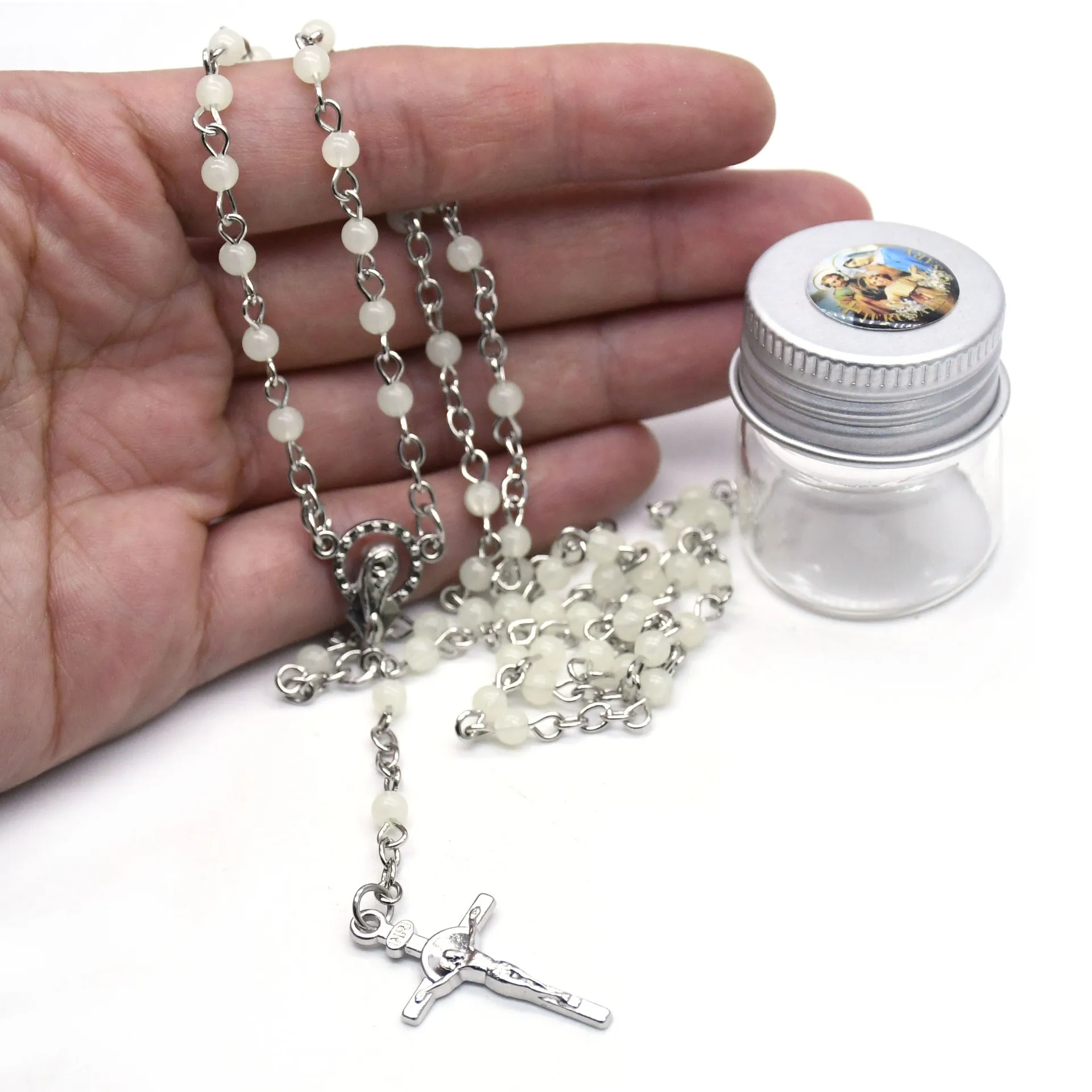 Модное пластиковое ожерелье в стиле ретро с бусинами из проса крестиком и розам