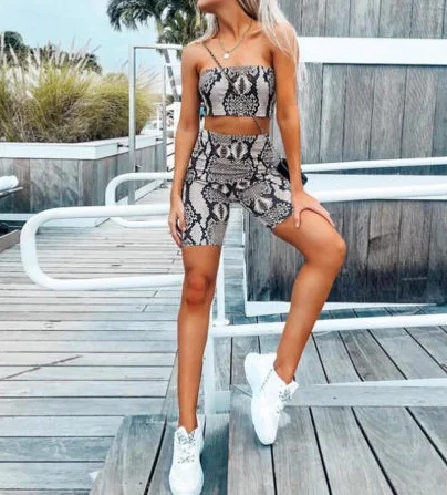 

Women Autumn Casual Shinny Tube Jumpsuits Sexy Snakeskin Skinny Bodycon Outfits Short Strapless Top & Elastic Waist Shorts
