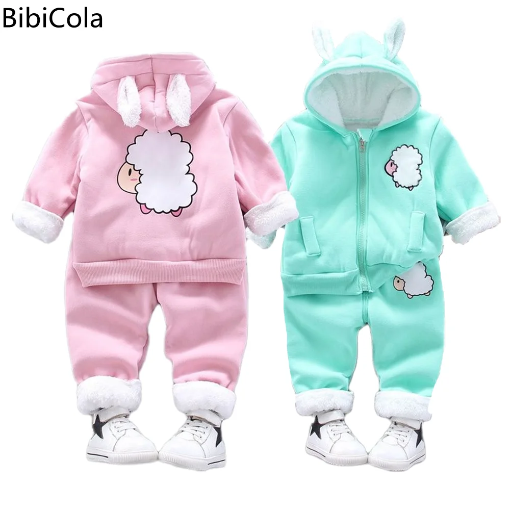 

Одежда для маленьких мальчиков и девочек зимний теплый вельветовый свитер из двух предметов с капюшоном и рисунком ягненка костюм для мале...