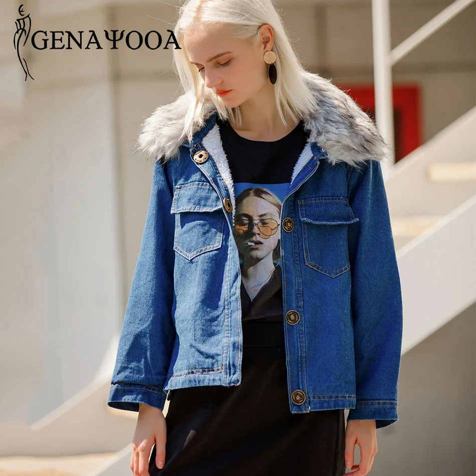 

Coats & Jackets