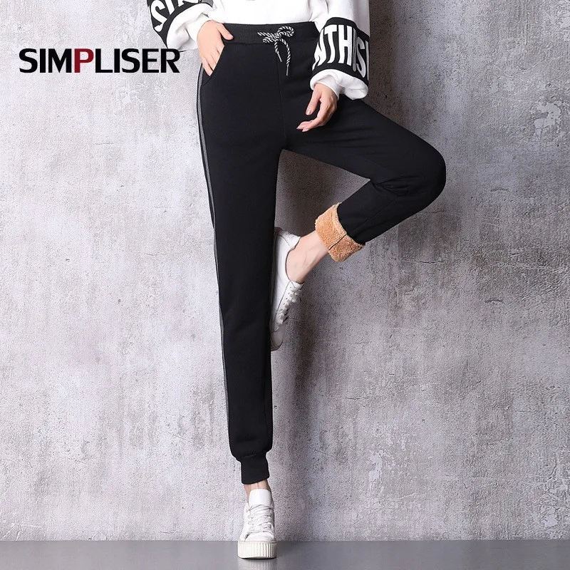 

Warm Winter Sweatpants Women Elastic Waist Thicken Lamb Fleece Trousers Female Large Size Harem Pants 5XL Joggers Mom Pants 2020