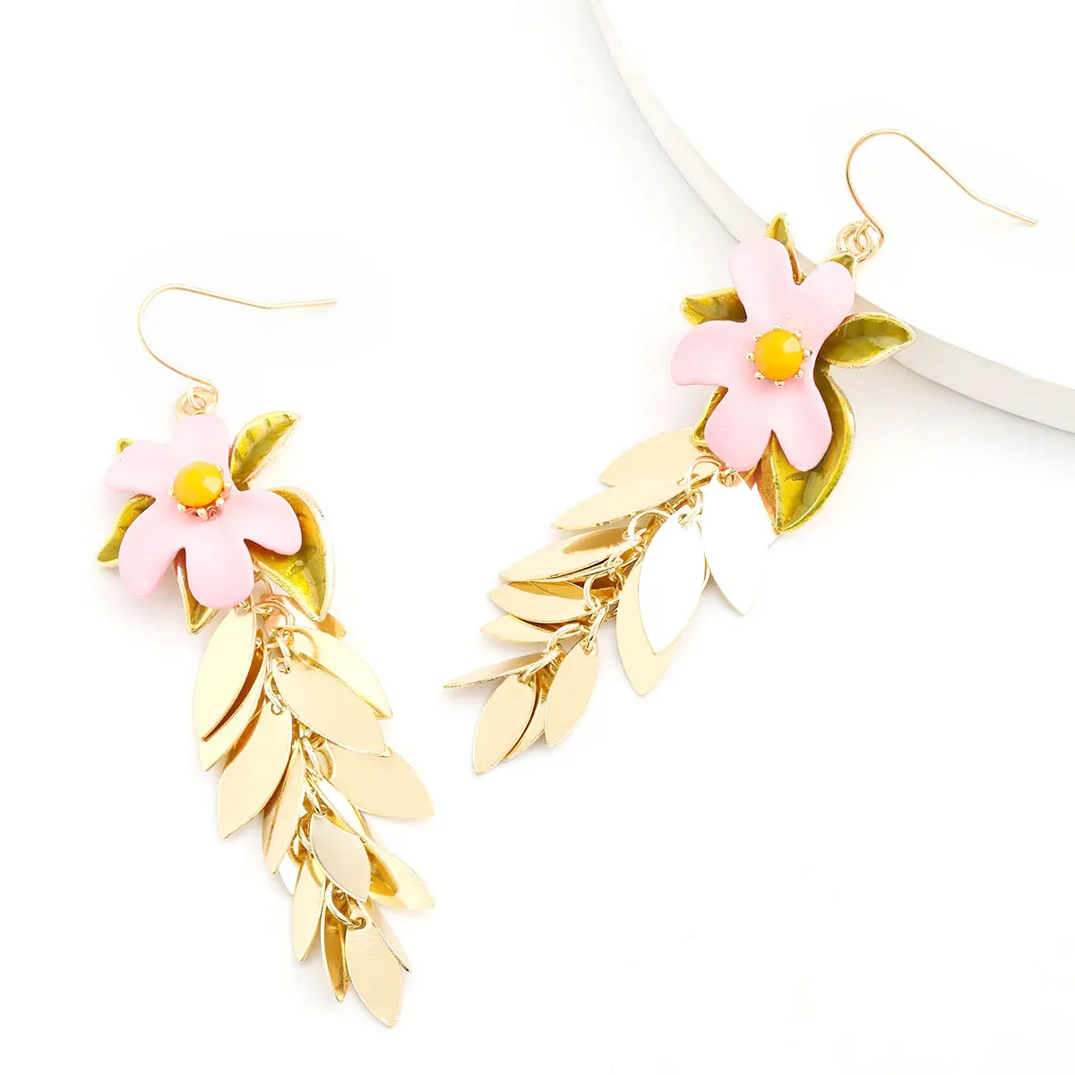 Pauli Manfi Модные женские серьги с кисточками и цветами из металлических листьев