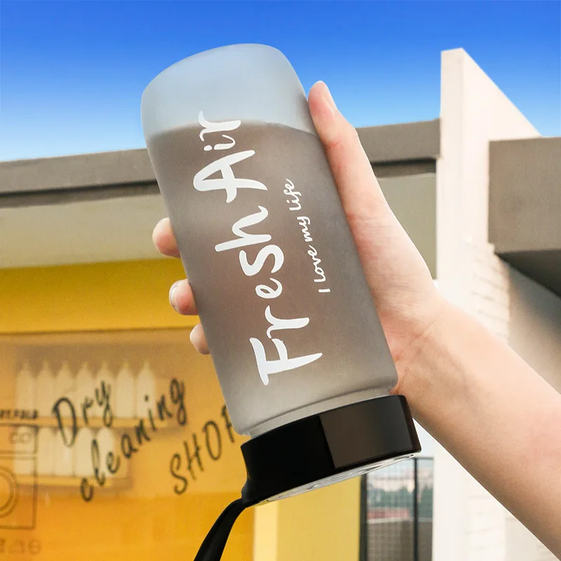 

Protable Sports Cup Couple Practical Frosted Drop-Proof Leak-Proof Outdoor Bottle Trendy Fresh Multiple Colors Kitchen Tools