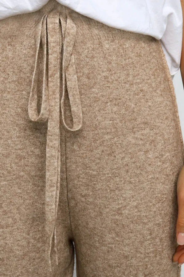 

2021 Hot Sale New Design Styele Casual Clothing Sweatwear Sweet Sexy Fashion Soft Good Fabric Women MLT186