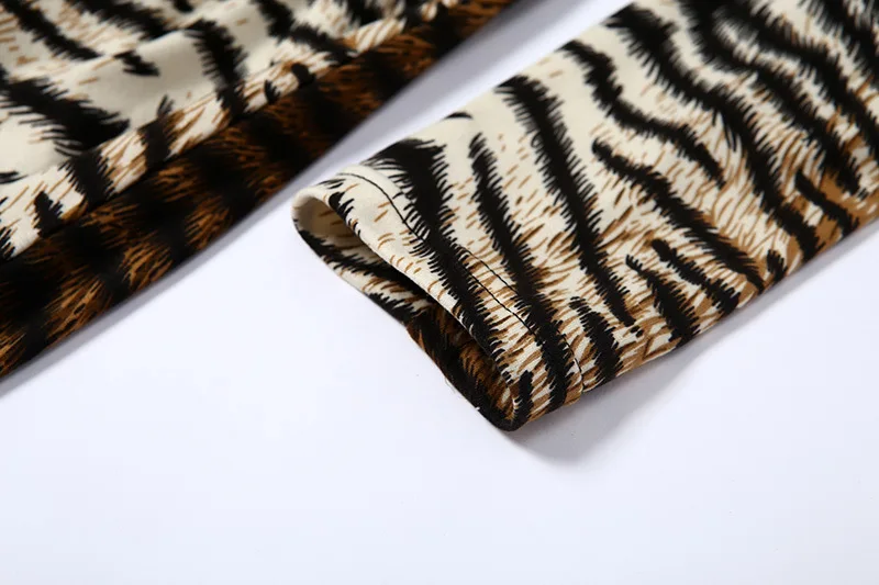 Элегантное платье с длинным рукавом и животным принтом Осеннее женское