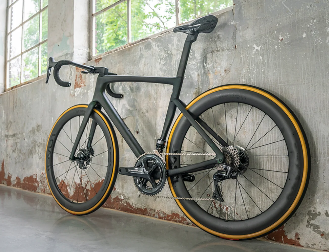 

2021 NEW Disc brake SL7 Venge F F14 Carbon Frame road bike road bike Internal routing BSA thread compatible with Di2 group 700C