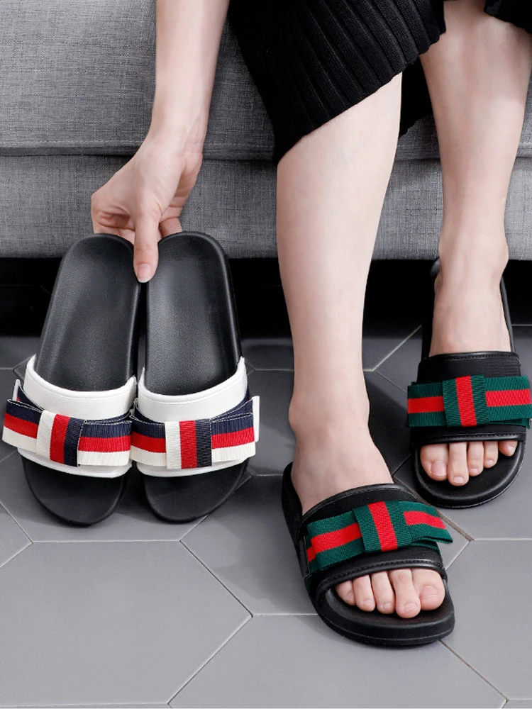 

Unisex Home Soft Lightweight Bath Slippers Sandals Women Men Slippers Thick Sole Indoor Shoes Bathing Non-slip Flip Flops