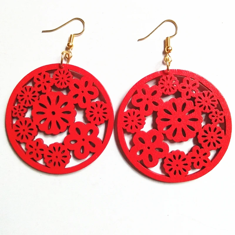 

Summer Cool Wooden Hollow Out Flower Drop Earrings 8 Color Big Round Eardrop Decoration Gifts For Women Girls Fashion Jewelry