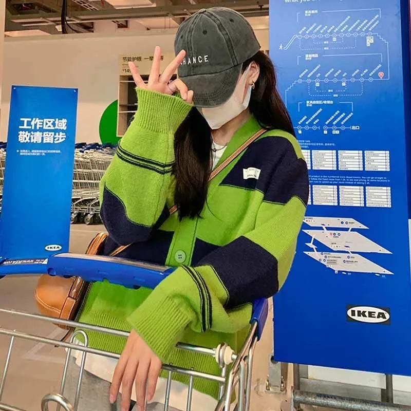 

Women Sweet Knitted Sweater Coat Female High Street Korean Loose Sweater Autumn Casual Striped Patchwork Sweater Cardigan 2021