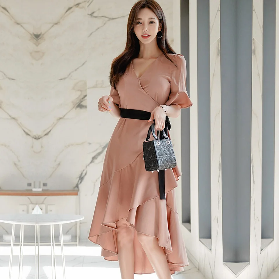 

Plain Casual Dress 2020 Summer V-Neck Butterfly Half Sleeve Fit And Flare High Waist Lace Up Temperament Elegant Party Dress