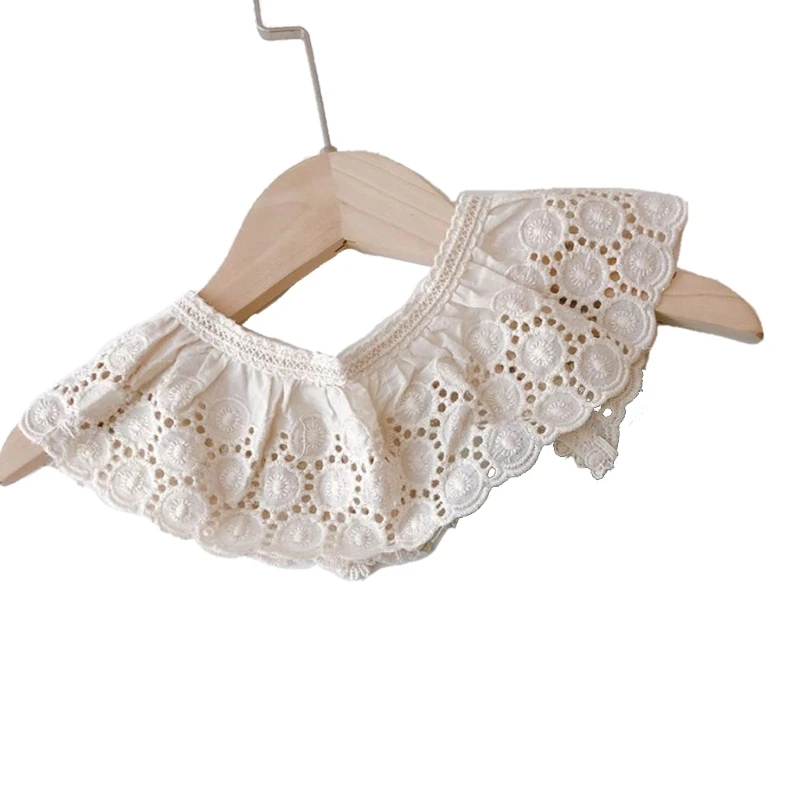 

Korean Style Toddler Kids Lace Floral Bibs Cute Hollow Out False Collar Children Clothes Accessiory Cotton Shawl
