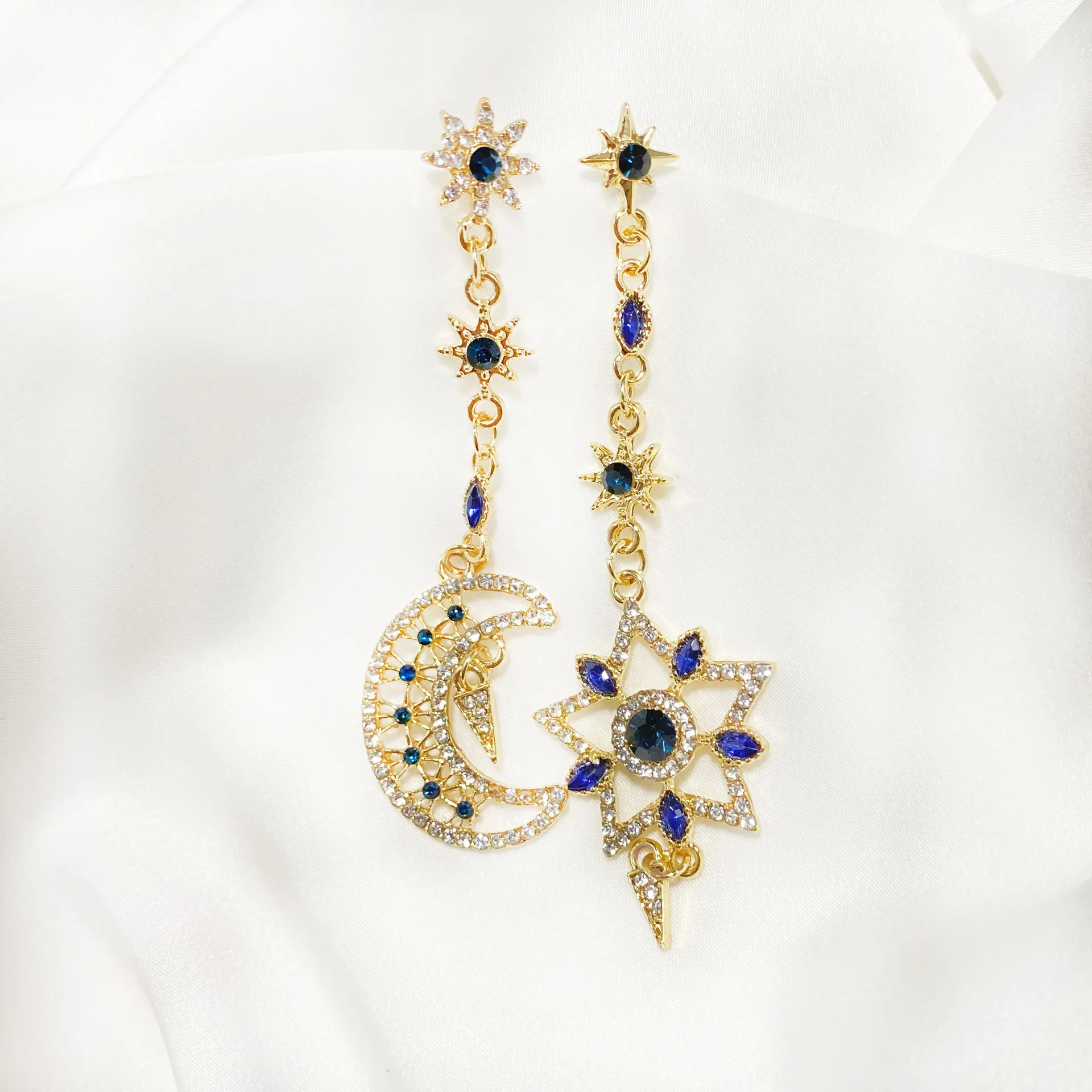 

Asymmetric earrings women's 2021 new trend Korean temperament long star moon earring stud personality earrings