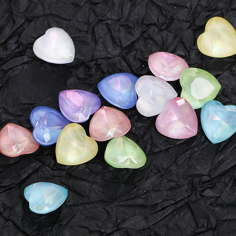 

8MM 20Pcs Heart Aurora Mocha Rhinestone Point Back Crystal Nail Art Decorations Glue On Beads Plated Strass Heart Stone