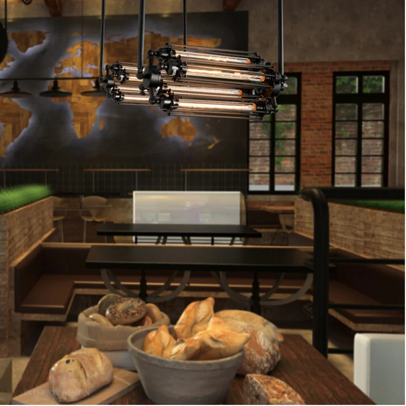 Железный подвесной светильник в стиле лофт с 4 лампочками Эдисона. Ночной клуб