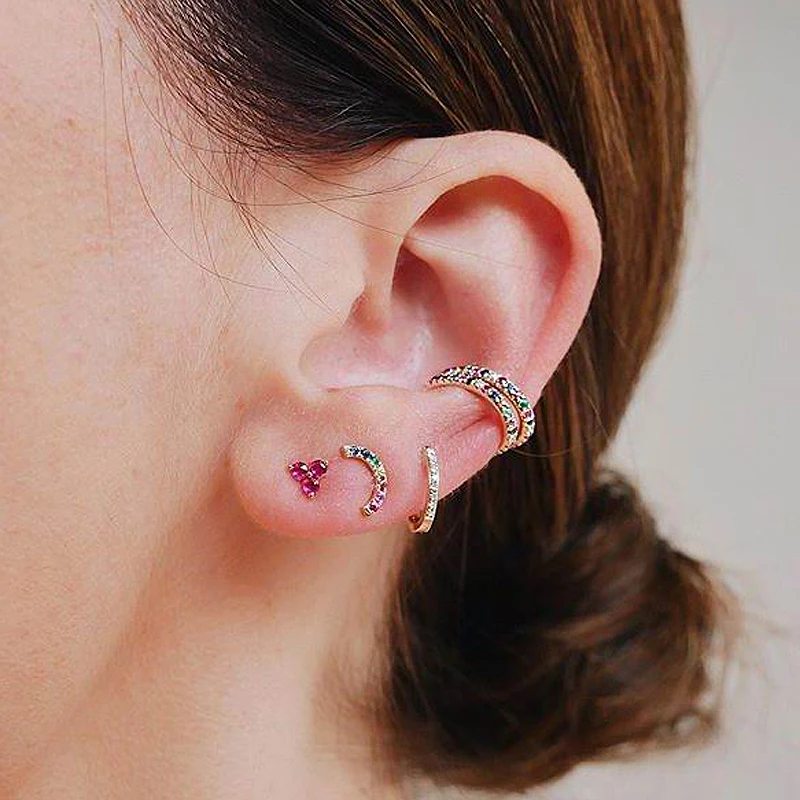 Миниатюрные серьги гвоздики с кубическим цирконием красного синего зеленого