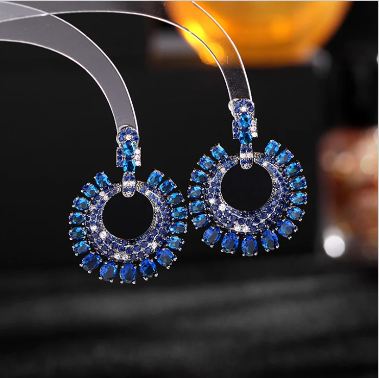 

Новые Модные Цветные циркониевые серьги с микроинкрустацией, круглые серьги с цветком, крупные полые серьги, оптовая продажа