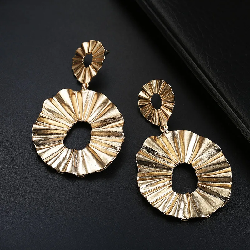 

Creative Exaggerated Women's Earrings Irregular Round Hollow Unusual Earrings Hanging Long Alloy Dangling Jewelry