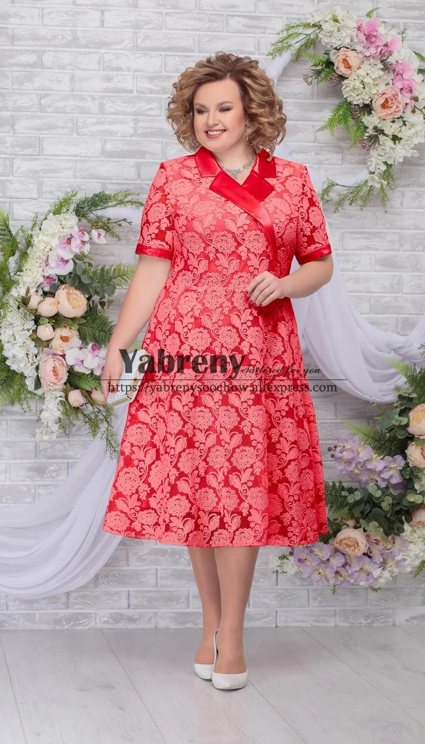 

Lace A-Line Mother of The Bride Dresses Plus Size Custom-Made