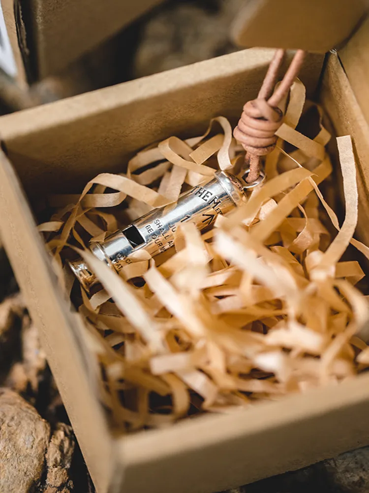 

American Vintage 925 Silver Whistle Can Blow World War II Whistle Pendant Necklace Men and Women Couples