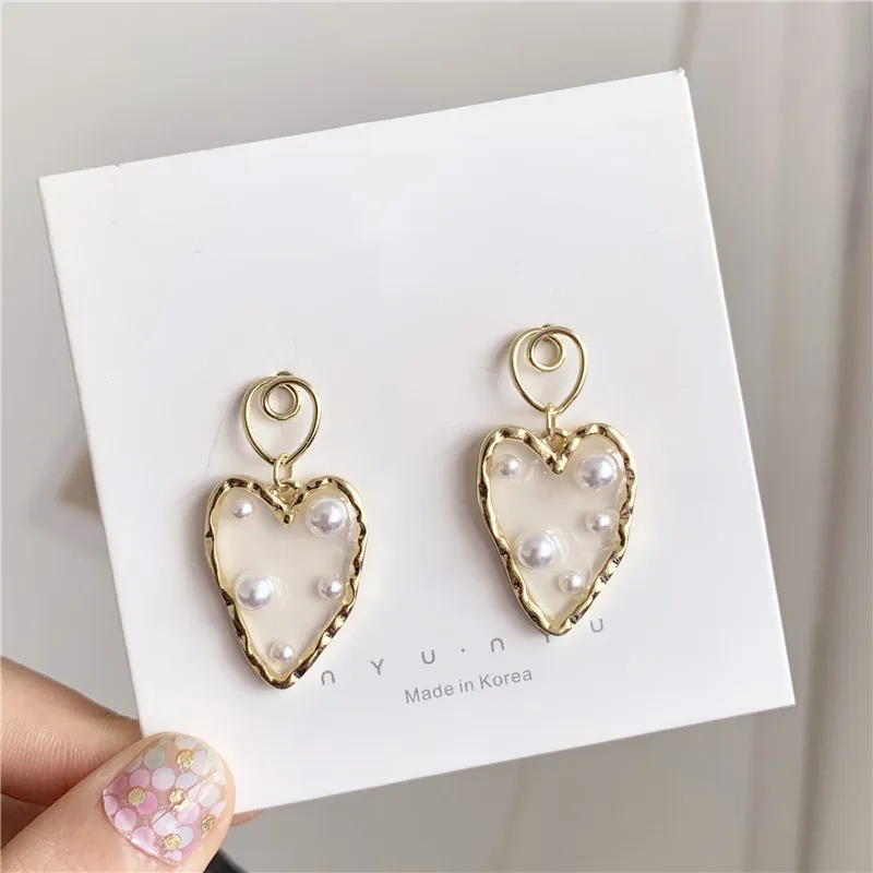 

Simulated-pearls Transparent Hearts Korean Earrings
