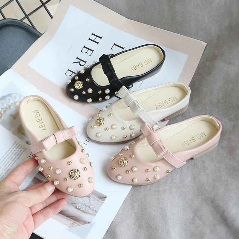 Новые осенние тонкие туфли с мелкими заклепками для детей Маленькие кожаные