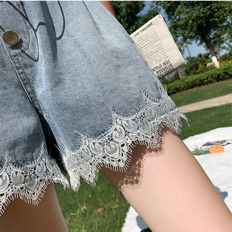 

2020 Summer Shorts Women Vintage High Waist Blue Wide Leg Jeans Shorts Ladies lace patchwork Women's Denim Shorts Short Femme