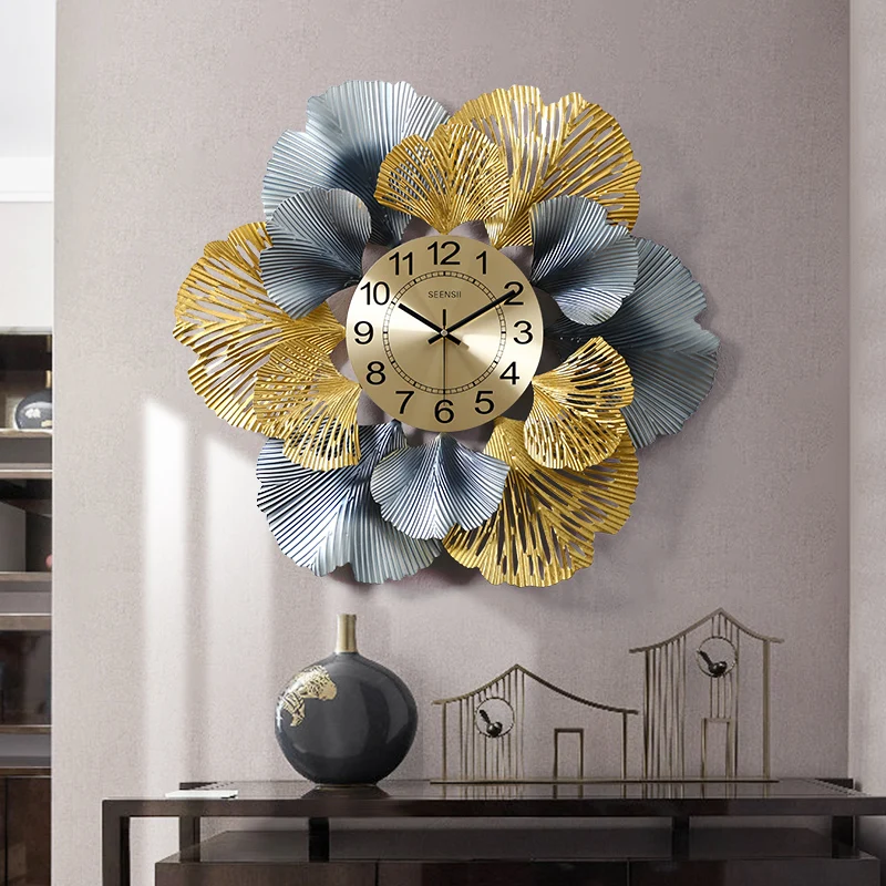 Chinese style ginkgo leaf living room wall clock clock art wall watch household light luxury American simple creative clock