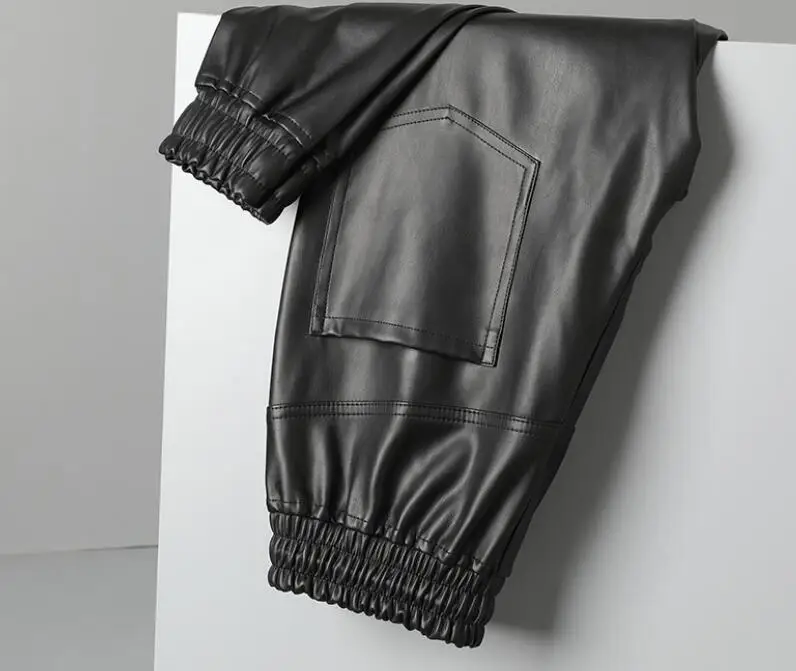 Новинка черные весенне-осенние повседневные брюки из искусственной кожи со