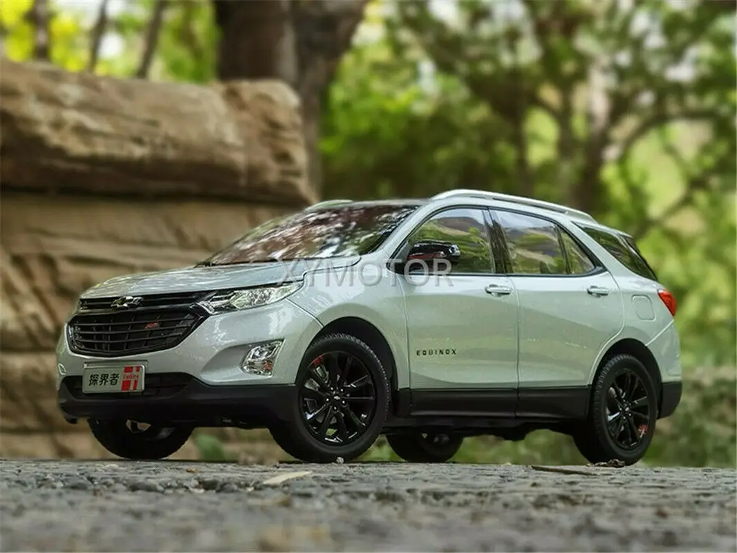 Новинка 1:18 Для Chevrolet Equinox RS 2020 металлическая литая модель автомобиля игрушки для