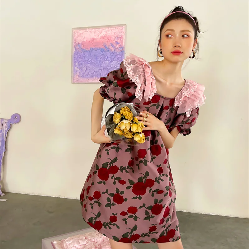 

Korejepo Women Dress 2021 Summer New French Vintage Sweet Floral Lace Stitching Square Collar Puff Sleeve Loose Waist Mini Dress