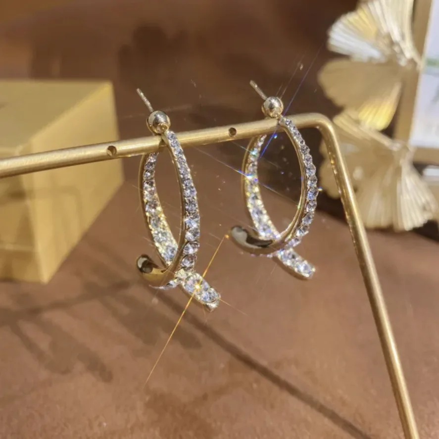 

Hot Sale Elegant Beauty Cross Shiny Stud Earrings Suitable For Women Fashion Temperament Christmas Birthday Party Jewelry Gifts