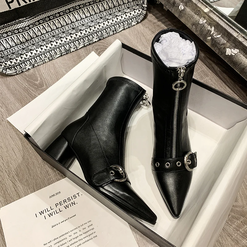 Новинка 2019 осенне-зимние Ботинки Martin кожаные ботинки на молнии спереди с острым