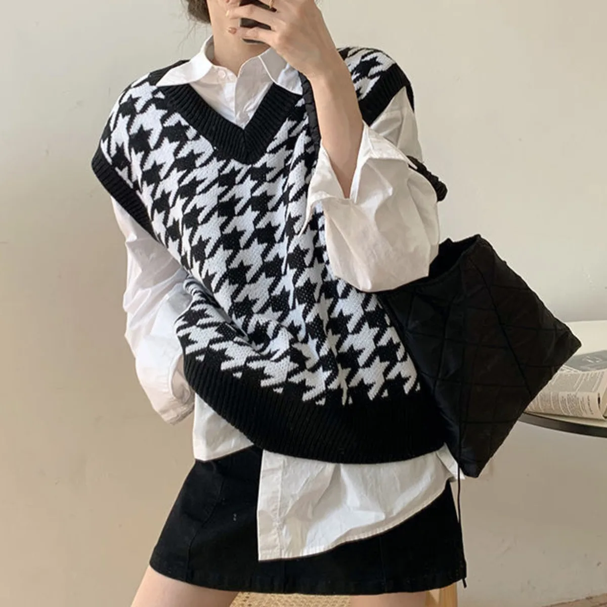 

Zovsv Houndstooth Plaid Sweater Vest Vintage Print Autumn Top Women Knitted Mini Vest Casual Streetwear Harajuku Clothing