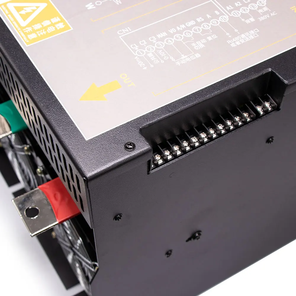 Рисунок 5 - Трехфазный тиристорный стабилизатор