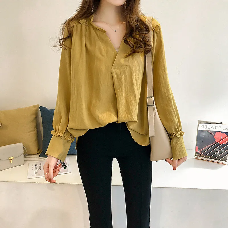 

Women Shirts Korean Version of The Plus Size Long-Sleeve V-neck Shirt Women's Loose-Fit Fashion Casual Shirts