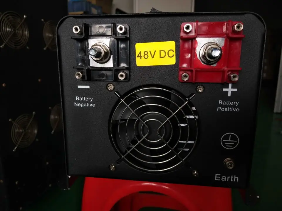 

6000W Pure Sine Wave Inverter With big Battery Charger and Big Copper Transformer Inside, Low Frequency, for Home System