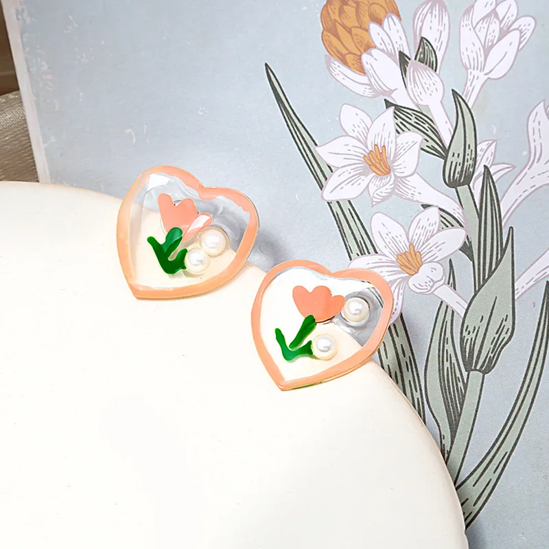 

Vintage French Hand-painted Tulip Love Pearl Earrings Wild Temperament Transparent Peach Heart Earrings Korean Fashion