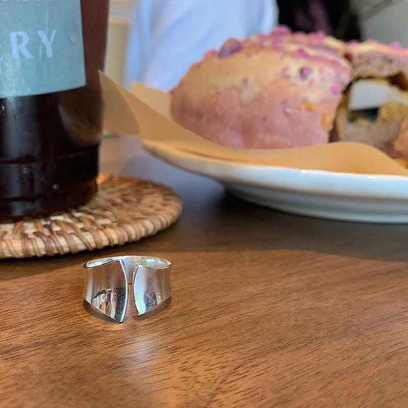 

Canner New Design Cross Thick Line Rings Female Trend INS Adjustable Index Finger Ring Wide Irregular Retro Ring Gifts