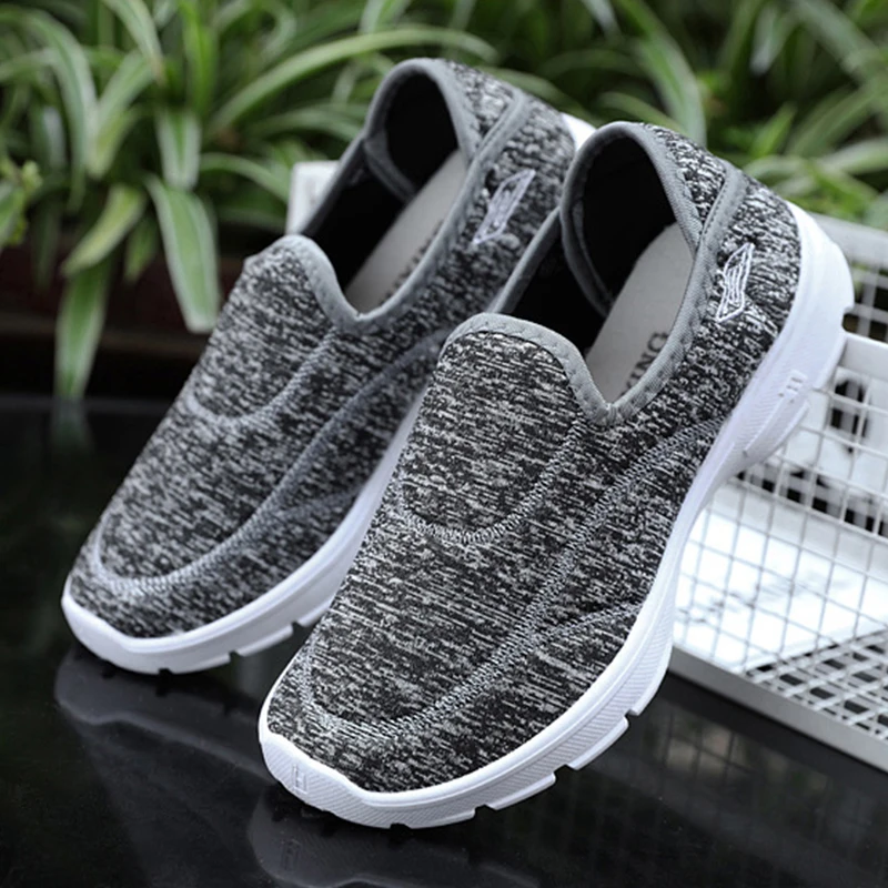

2022 Women Casual Shoes Old Beijing Cloth Shoes Soft Bottom Sneakers Breathable Mesh Solid Color Flat Shoes кроссовки женские