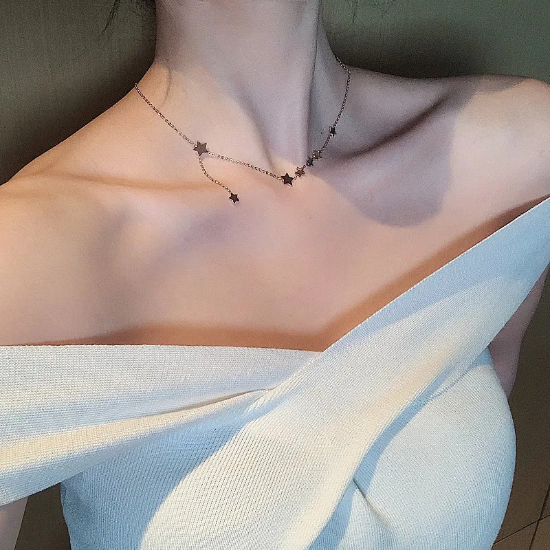 

Rose Gold Stars Necklace Simple Fashion Design Titanium Steel Choker Pentagon-Star Neck Ornament Birthday Party Jewellery 2021