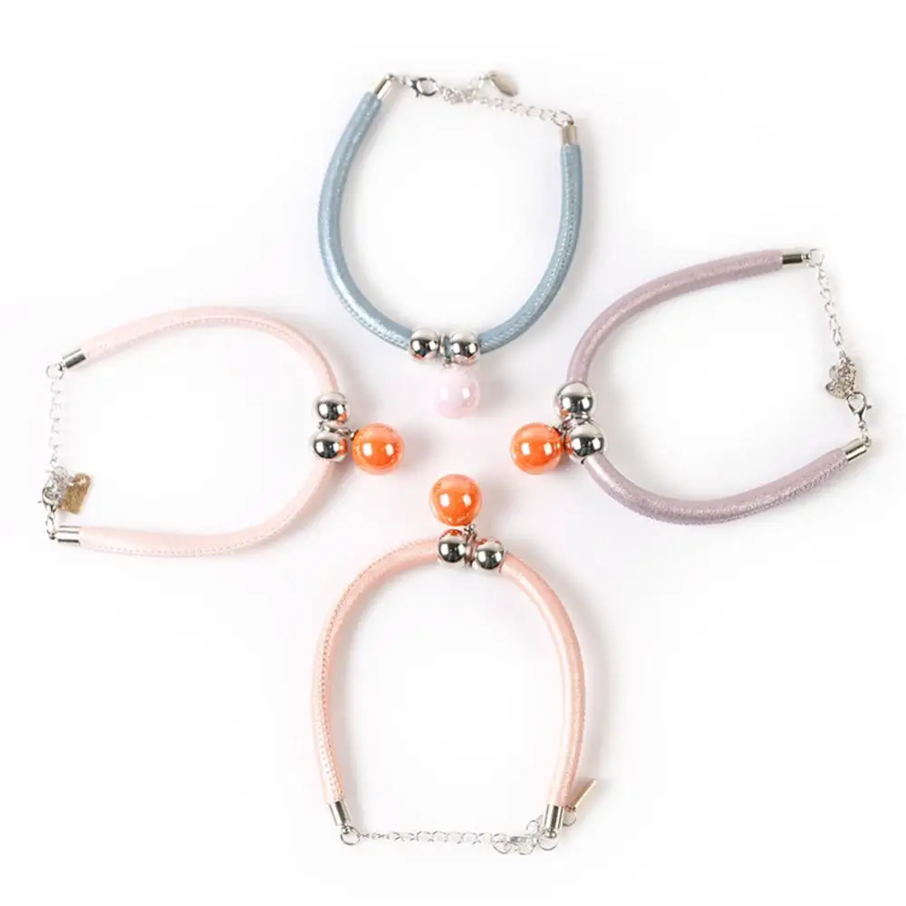 

Регулируемый ошейник из полиуретана для кошек и щенков, кожаный ремешок для домашних животных, ошейник на цепочке с колокольчиком для милой...